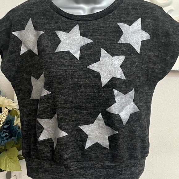 Love for humanity cropped top - Picture 3 of 7